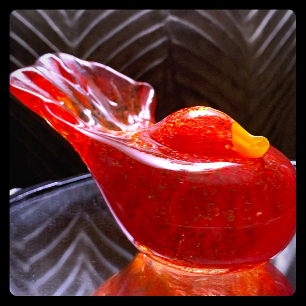 Speckled red glass bird decor (paperweight)